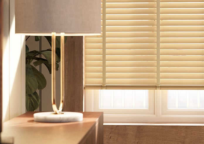 Malmo Deluxe, Sunlit Oak - Motorised Venetian Blind - Image 5